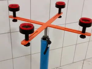 Suporte com ventosas desenvolvido sob medida
